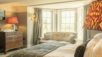 Standard Double or Twin Room | Desk, soundproofing, iron/ironing board, free WiFi