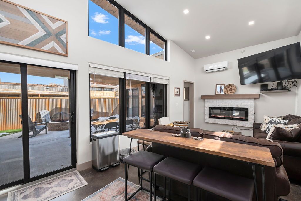 スマートテレビ、暖炉