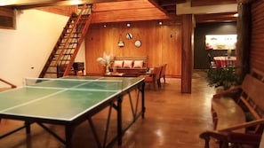 Games room - Picotacucho charming villa with jacuzzi and turkish - 16 PAX - 15 min from downtown. (CUENCA)