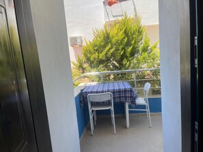 Apartament familiar, 1 dormitori, vistes a la ciutat, zona enjardinada | Terrassa o pati
