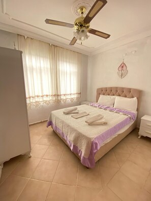 埃及棉床单、高档床上用品、遮光窗帘、隔音