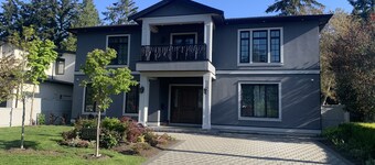 Beachside Vacation Suite in beautiful White Rock, BC, Canada 