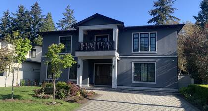 Beachside Vacation Suite in beautiful White Rock, BC, Canada