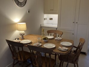 Dining - Cherry Tree Cottage (Stranraer)
