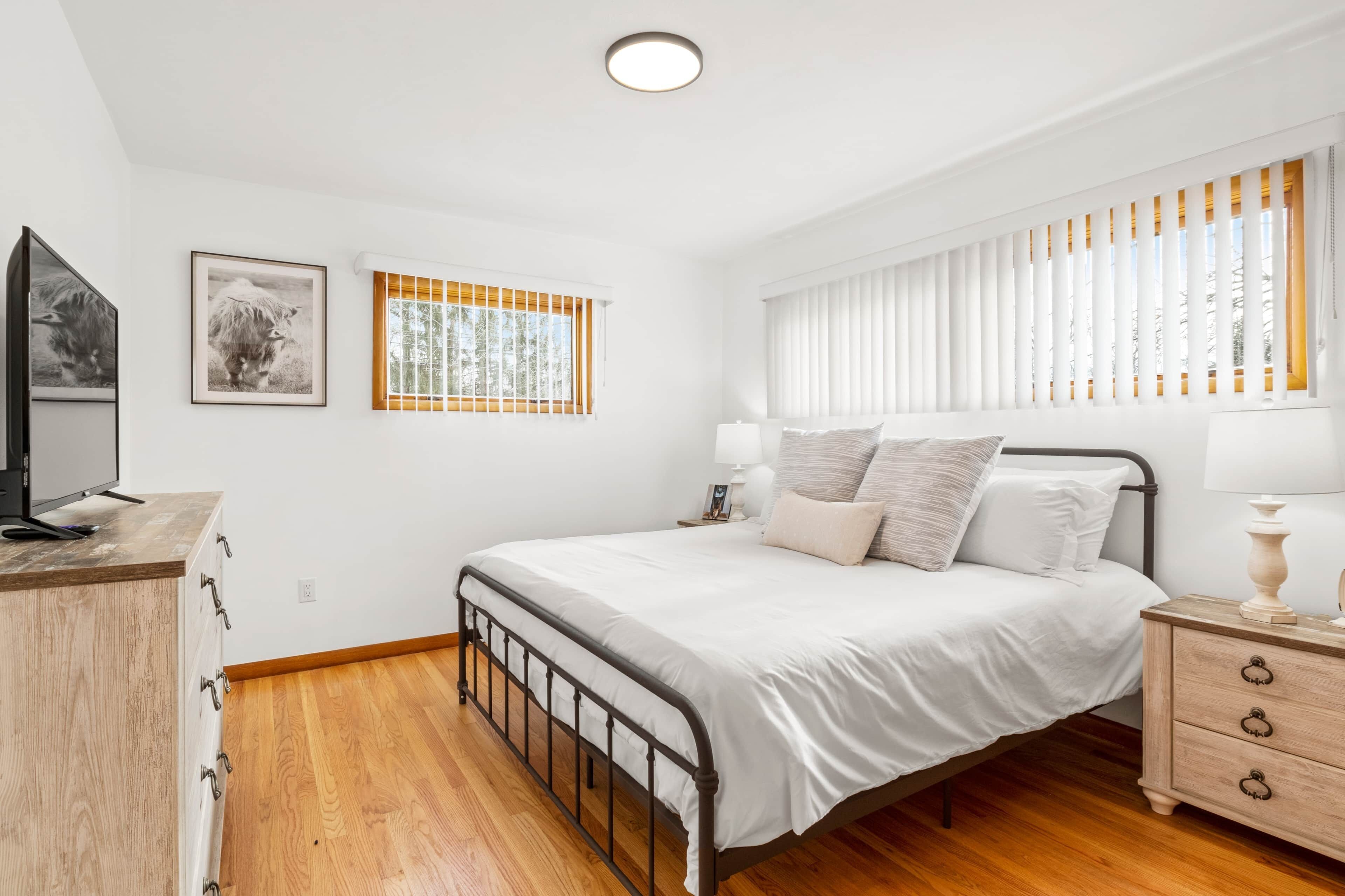 3 chambres, fer et planche à repasser, Wi-Fi gratuit, draps fournis