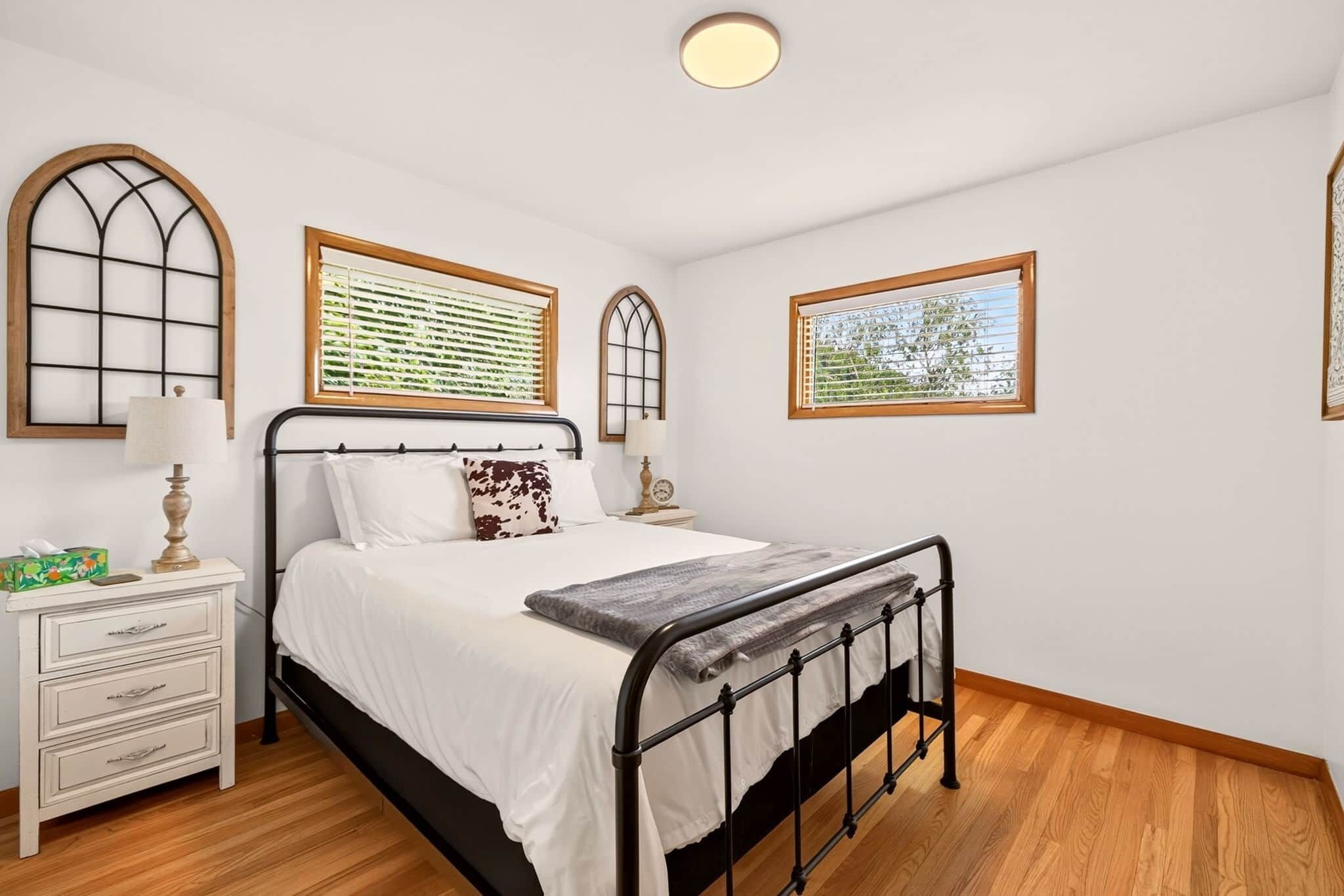 3 dormitorios, tabla de planchar con plancha, wifi gratis y ropa de cama