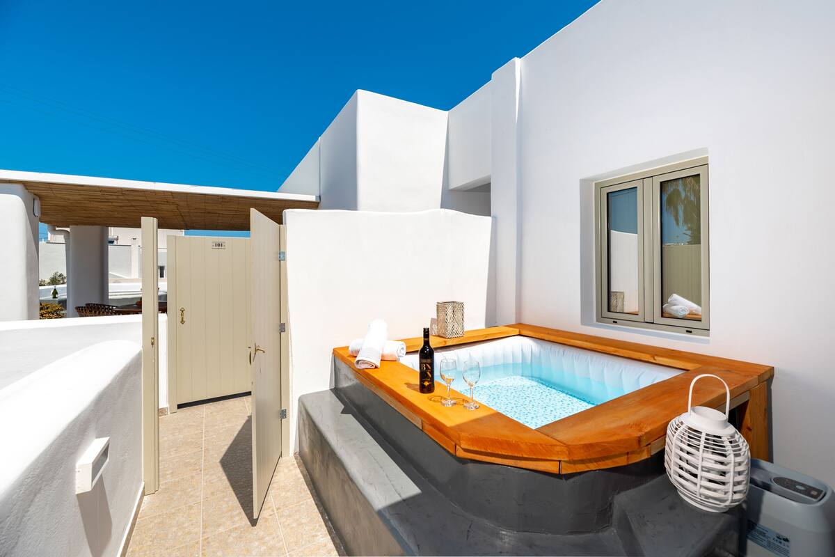 Standard Studio Suite | Terrace/patio