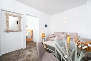 Superior Studio Suite | Living area
