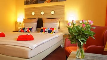 1 dormitorio, minibar, caja fuerte y escritorio