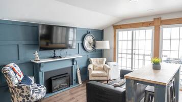 Fireplace, DVD player