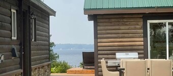 Warm Woodland Cottage