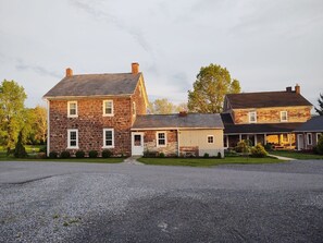 Exterior - Historic Farmhouse on 44 acres (Ephrata)