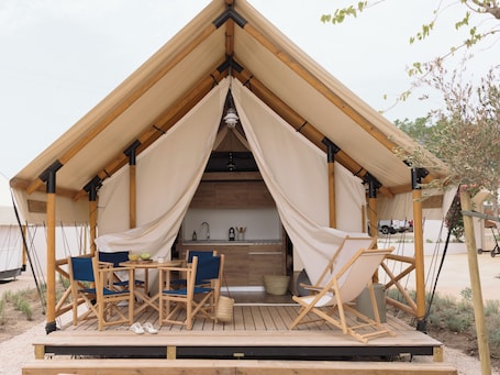 Memory foam beds, free WiFi