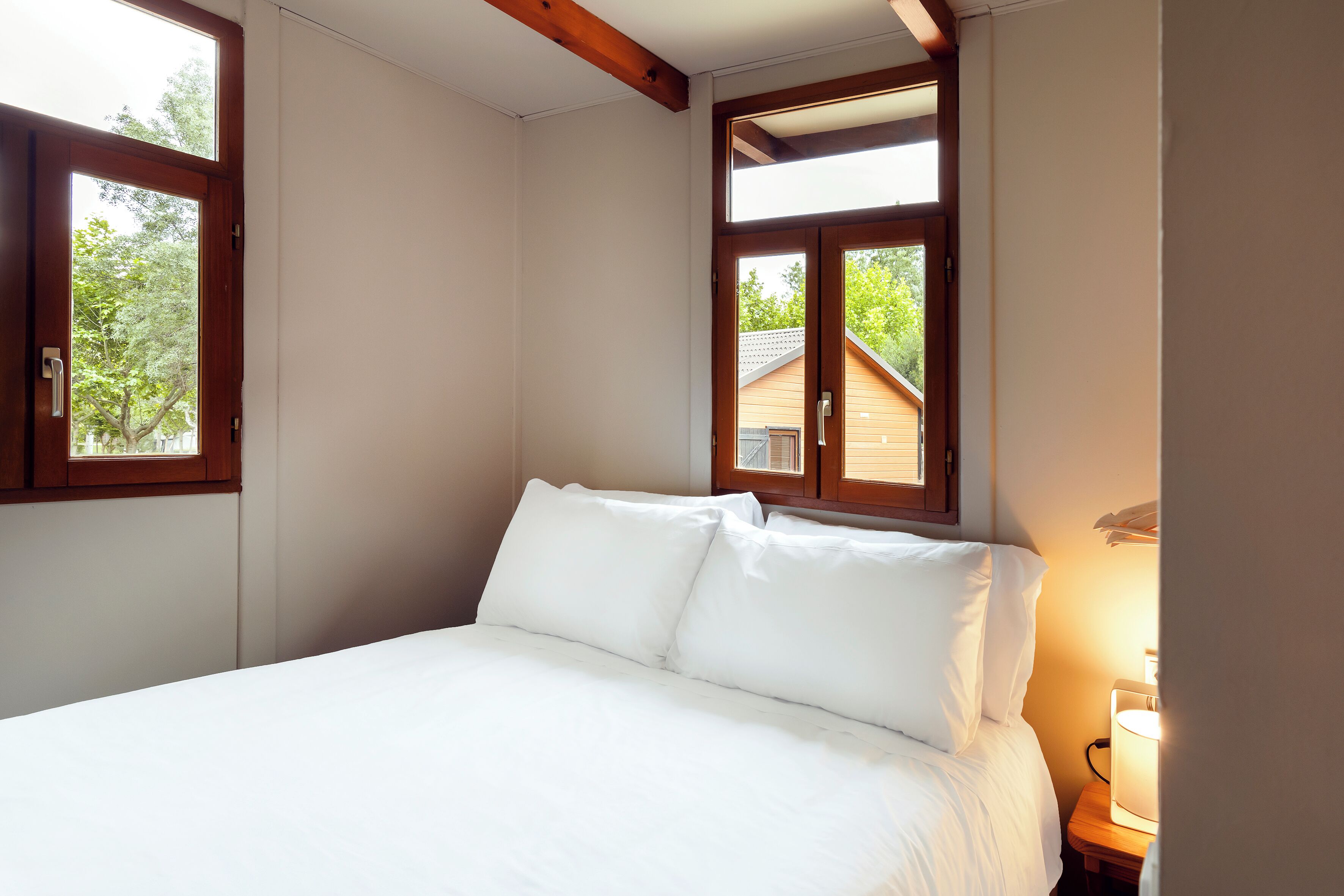 Family Bungalow | Premium bedding, free WiFi, bed sheets