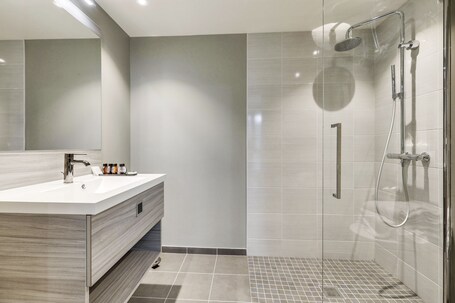 Mode Paris Aparthotel - Image 14
