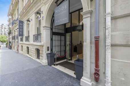 Mode Paris Aparthotel - Image 9