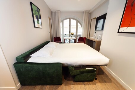 Mode Paris Aparthotel - Image 55