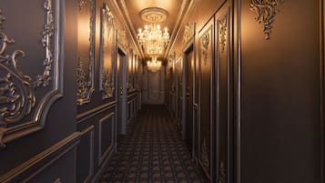 Handrails in hallways