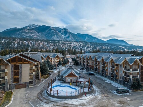 Timber Mill | Outdoor Pool/Hot Tub | Ground Floor