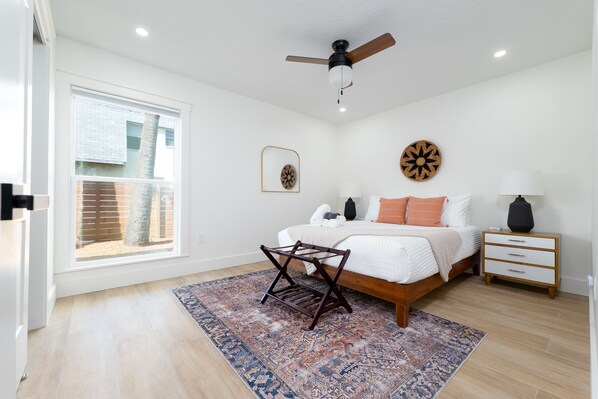 2 Schlafzimmer, Bügeleisen/Bügelbrett, WLAN, Bettwäsche