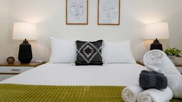 2 bedrooms, WiFi, bed sheets