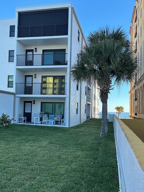Property grounds - DB Shores Spacious, No Drive Beach Heated Oceanfront Pool
Sleeps 8  Pet Friendly (Daytona Beach Shores)