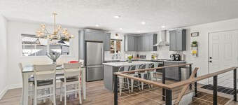 The Fairway Home - "3000 sq. ft. Family Friendly Vacation Home w/ Game Room"