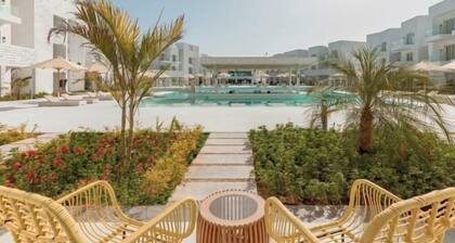 Tanoak Hotel