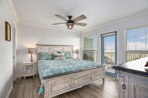 2 bedrooms, travel crib, free WiFi, bed sheets