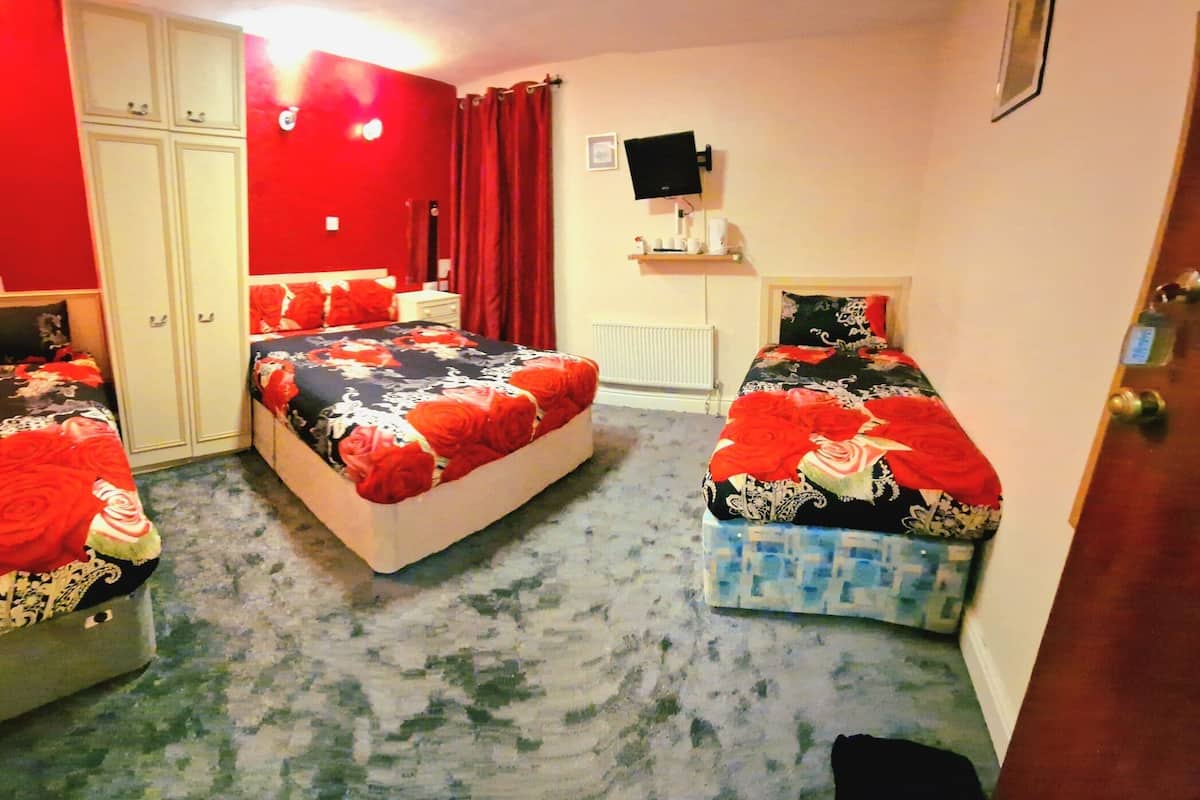 Standaard vierpersoonskamer, en-suite badkamer | 1 slaapkamer