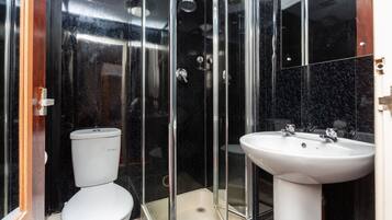 Double Room, Ensuite | Bathroom