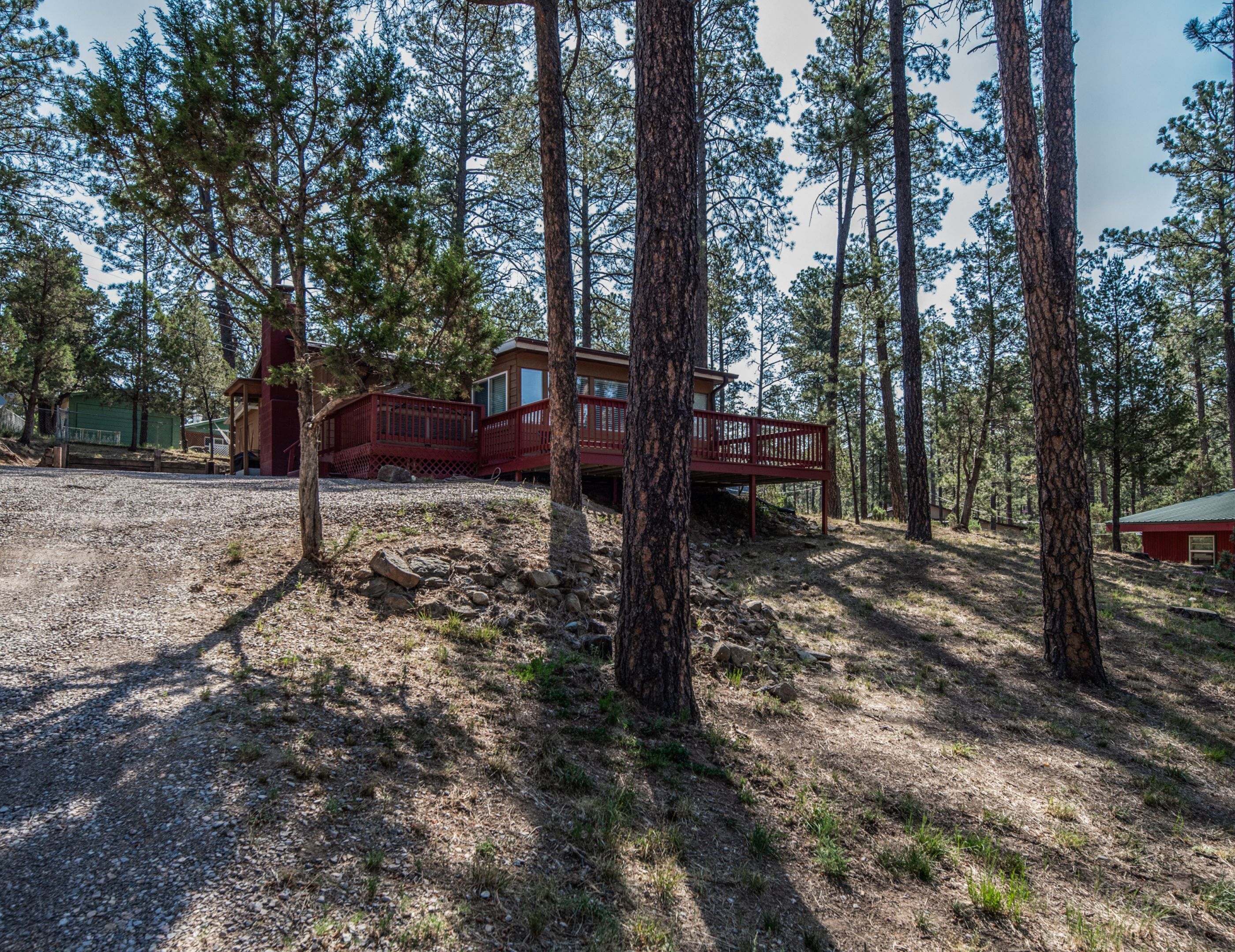 The Elk Meadow Cozy Cabin | Hot Tub, Walk to Town!