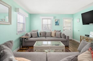 Living area - NEW LISTING! 15th St Beach Retreat #1 - 3 Bed/3 Bath Waterfront with Boat Dock (Ocean City)