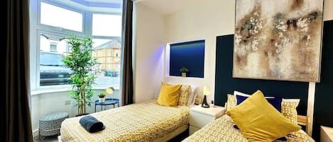 8 habitaciones y wifi gratis