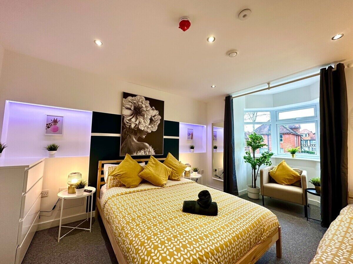 8 bedrooms, free WiFi