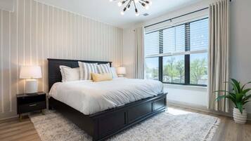 4 Schlafzimmer, Bügeleisen/Bügelbrett, kostenloses WLAN, Bettwäsche