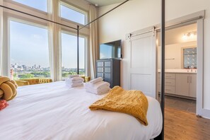 4 habitaciones, escritorio, tabla de planchar con plancha y wifi gratis 