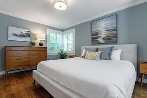 3 soverom, strykejern/-brett, wi-fi (inkludert) og sengetøy