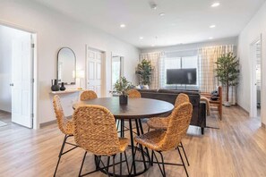 Dining - The Main Event - Boho Retreat in East Nashville (Nashville)