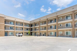 Exterior - The Main Event - Boho Retreat in East Nashville (Nashville)