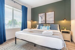4 bedrooms, iron/ironing board, free WiFi, bed sheets - The Main Event - Boho Retreat in East Nashville (Nashville)