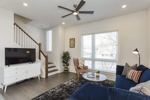 Smart TV y oficina 