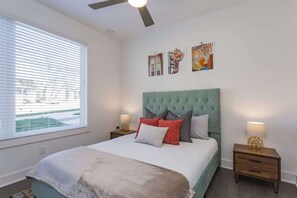 3 habitaciones, tabla de planchar con plancha y wifi gratis 