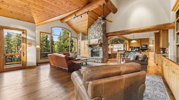 House (5 Bedrooms) | Exterior