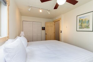 Apartment (2 Bedrooms) | Exterior - Villamont #6916 by Summit County Mountain Retreats (Silverthorne)