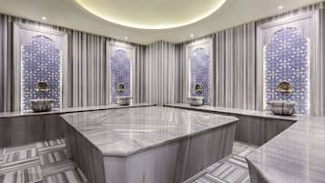 Sauna, steam room, 2 treatment rooms