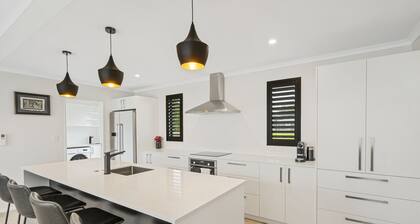 Pride of Pinot - Martinborough Holiday Home
