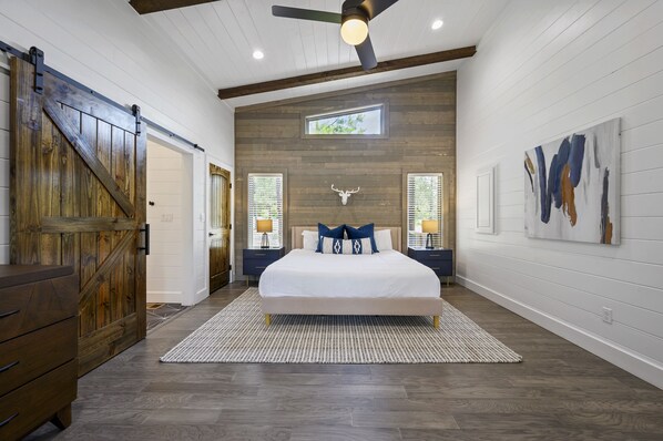 1 室のベッドルーム、アイロン / アイロン台、WiFi、ベッドシーツ