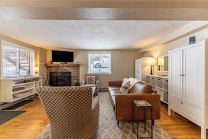 Apartment (2 Bedrooms) | Exterior