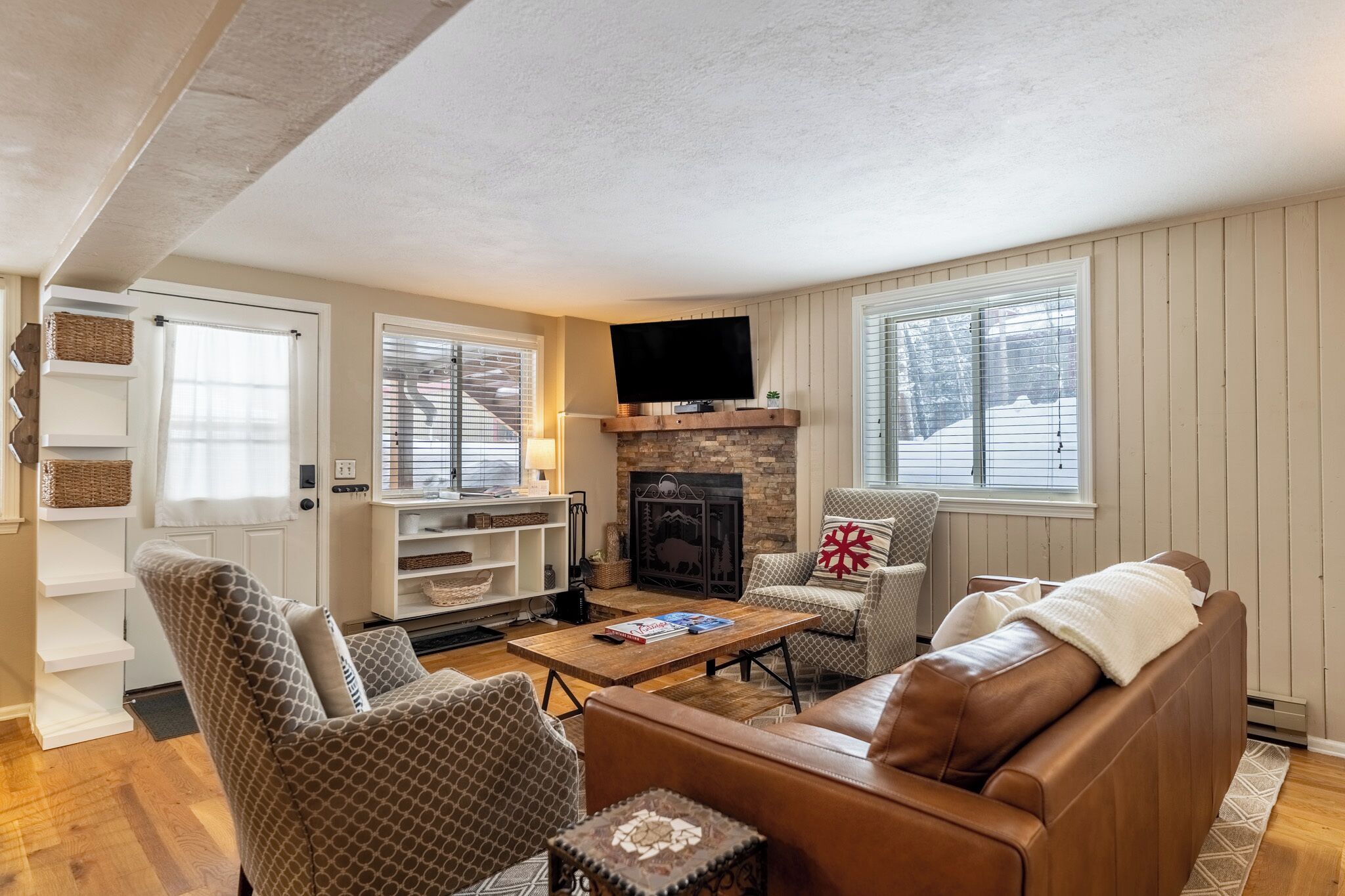 Condo (2 Bedrooms) | Property amenity